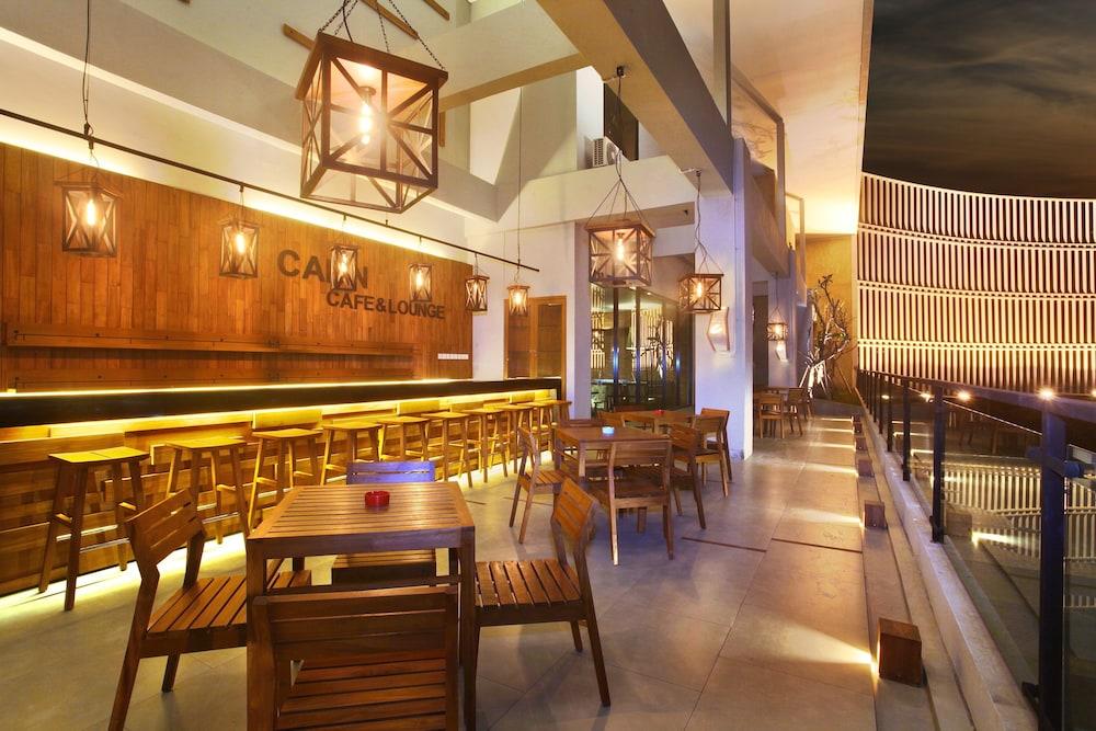 Cabin Hotel Jakarta Exterior foto