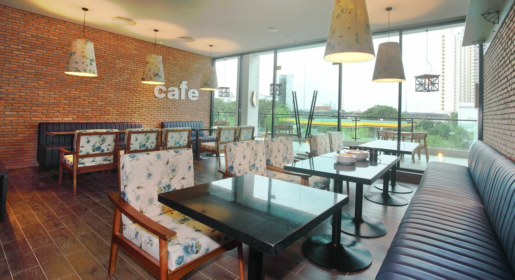 Cabin Hotel Jakarta Exterior foto