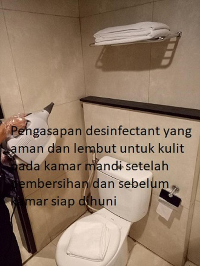 Cabin Hotel Jakarta Exterior foto